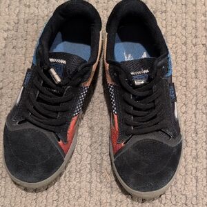 Vans Men's Black and Red Sneakers